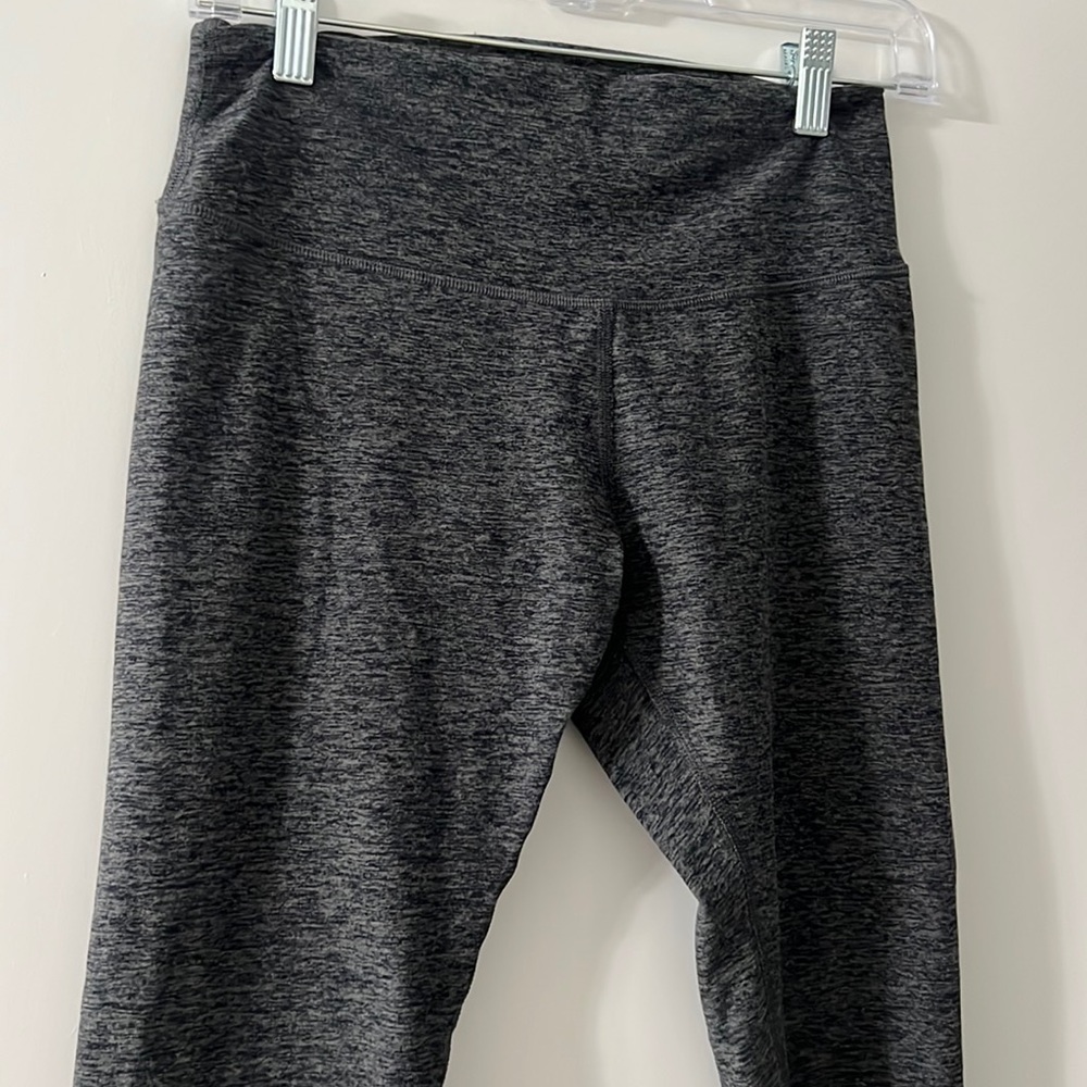 Dark heather grey / Alosoft height waist 7/8 highlight legging / size Small